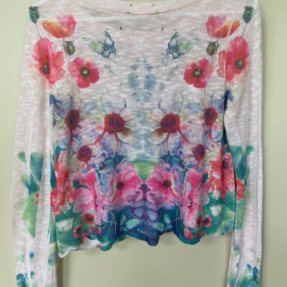 Gaze - Picture 2 of 4